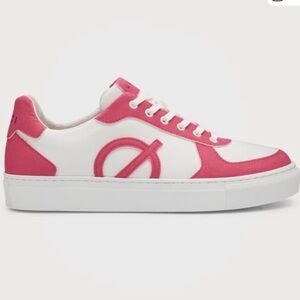 NWT Loci Pink Friday Bio Leather Sneakers in Pink & White Size 7.5 US/38 EU